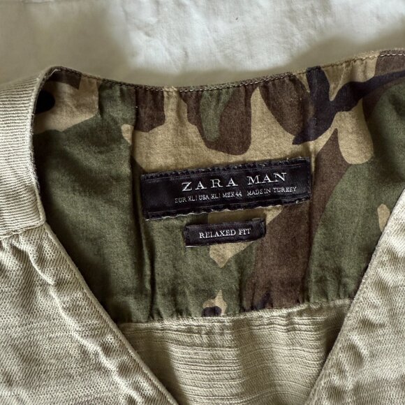 Zara Men's Button Up - Picture 3 of 3